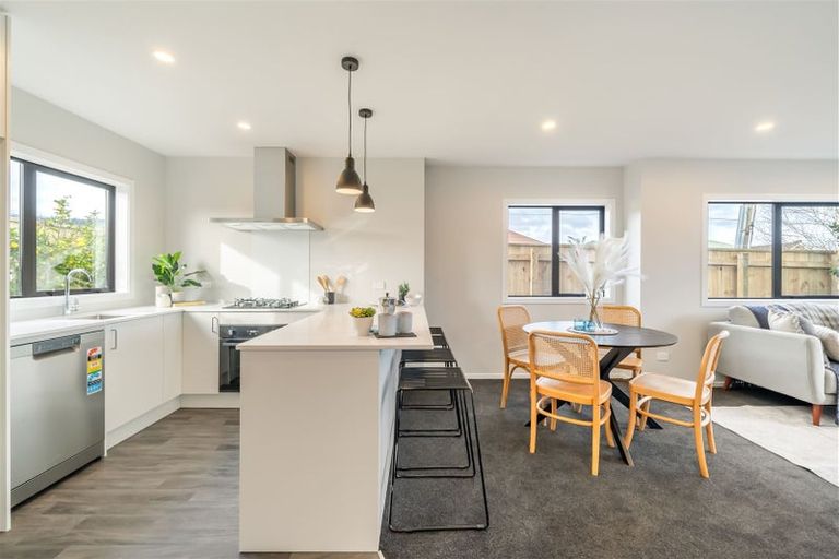 Photo of property in 25a King Street, Ebdentown, Upper Hutt, 5018