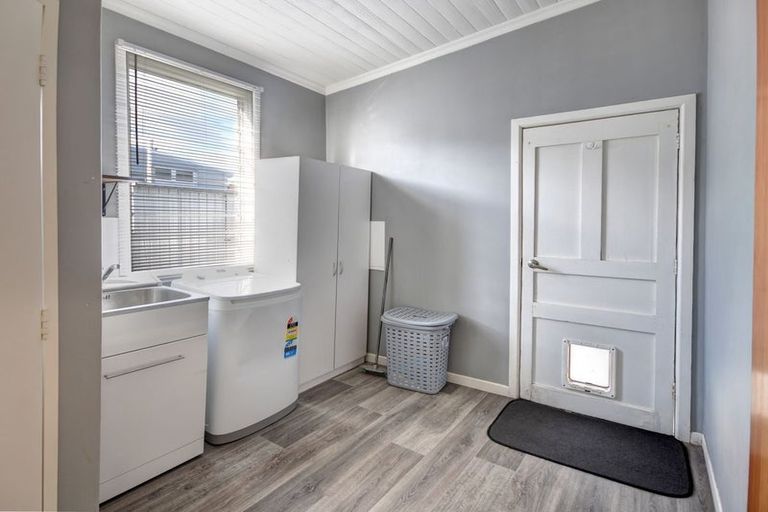 Photo of property in 35 Wesley Street, South Dunedin, Dunedin, 9012