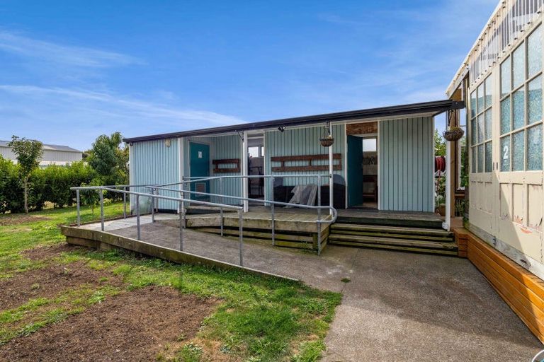 Photo of property in 105 High Street South, Eltham, 4322