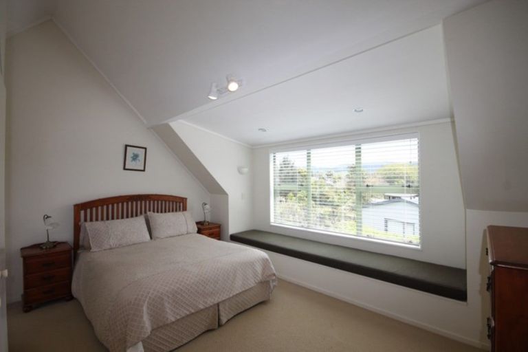 Photo of property in 16 Coronation Row, Pauanui, Hikuai, 3579