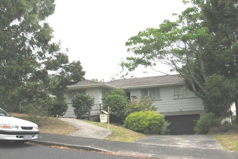Photo of property in 23 Kerria Place, Sunnynook, Auckland, 0620