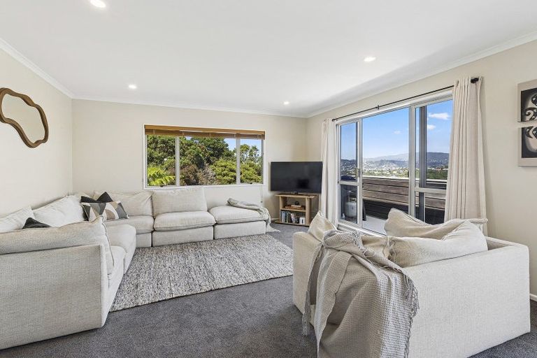 Photo of property in 81 Nevay Road, Miramar, Wellington, 6022