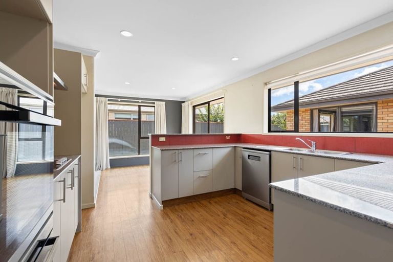 Photo of property in 2 Puketea Place, Redwoodtown, Blenheim, 7201