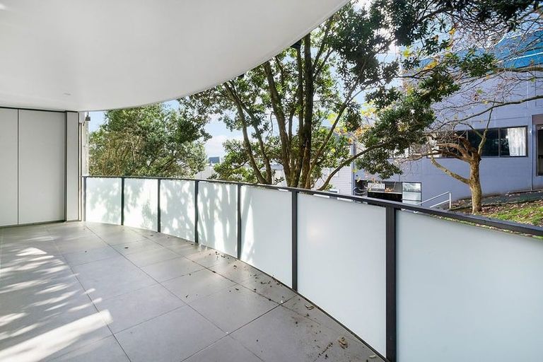 Photo of property in The Mews, 10/8 Basque Road, Eden Terrace, Auckland, 1021