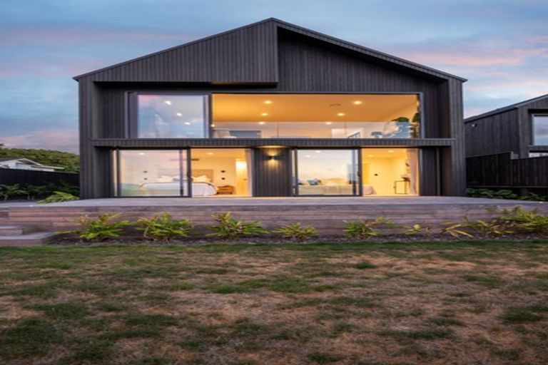 Photo of property in 10a Whiteley Street, Moturoa, New Plymouth, 4310