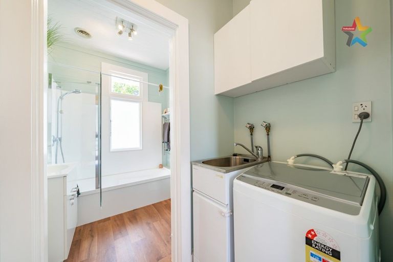 Photo of property in 13 Pitt Street, Moera, Lower Hutt, 5010