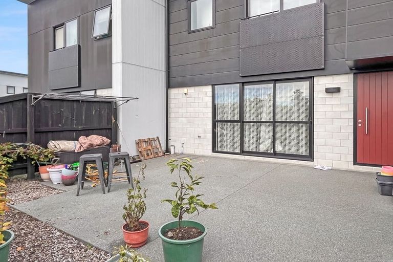 Photo of property in 4 Brian Keogh Lane, Wigram, Christchurch, 8025