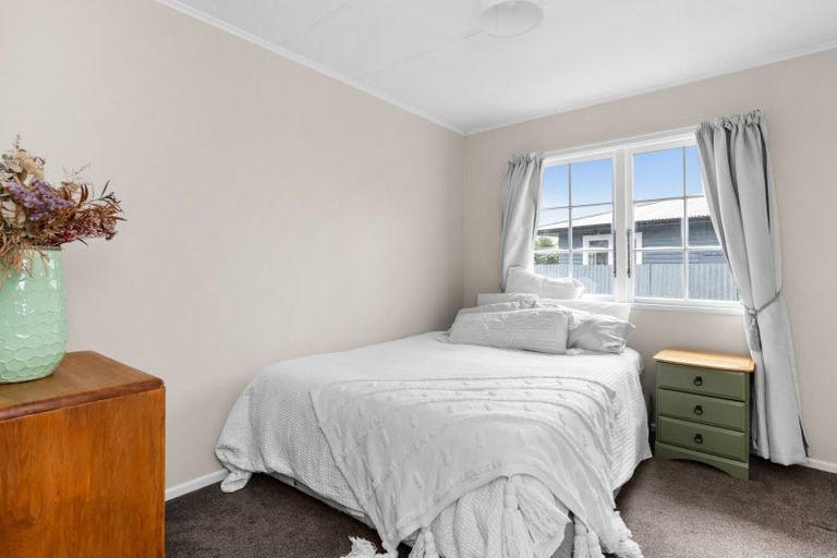 Photo of property in 5 Foster Terrace, Onekawa, Napier, 4110