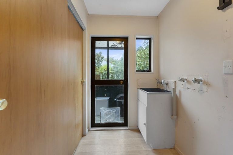 Photo of property in 4a Luckie Street, Tawa, Wellington, 5028