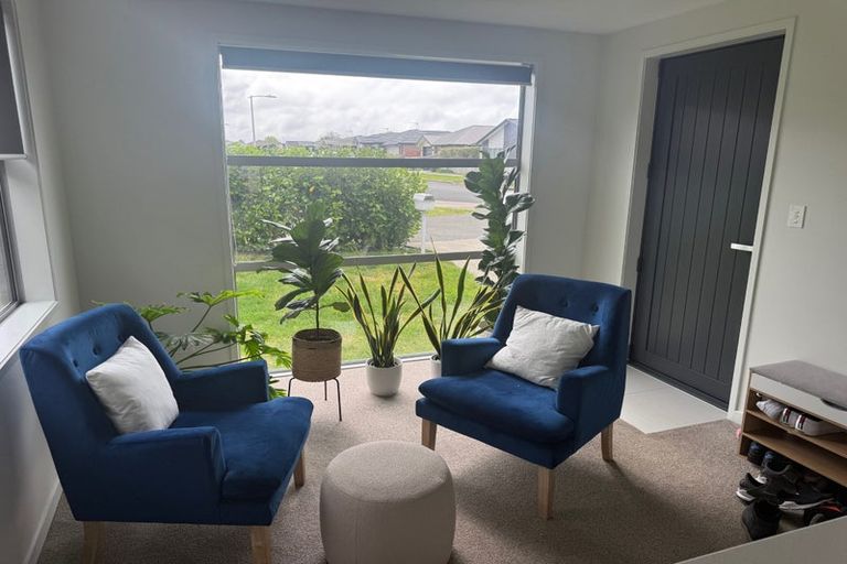 Photo of property in 8 Tomairangi Crescent, Pukekohe, 2120