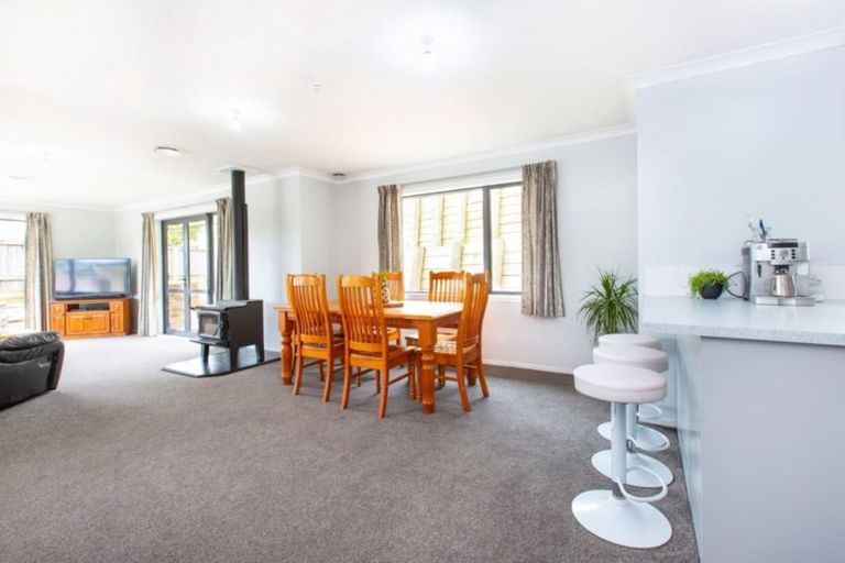 Photo of property in 3a Sunshine Rise, Raglan, 3225