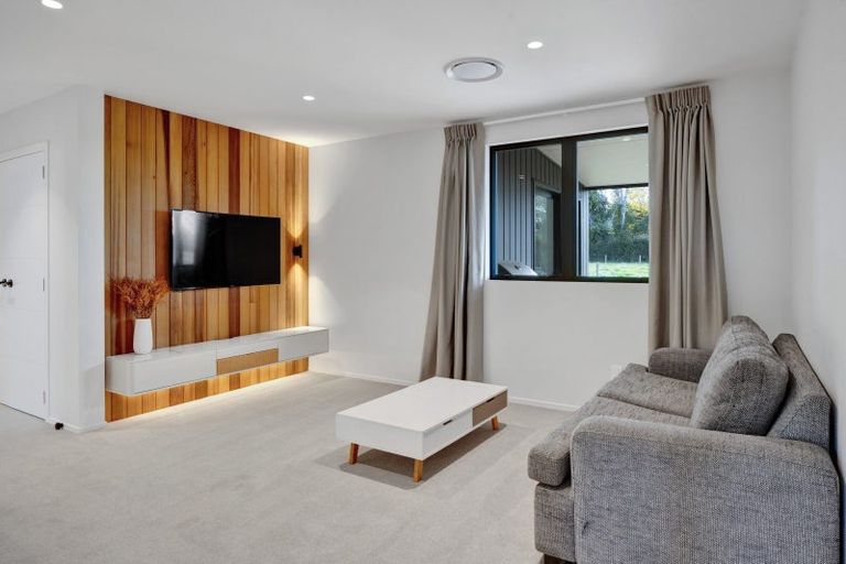 Photo of property in 66 Flint Road West, Stratford, 4332