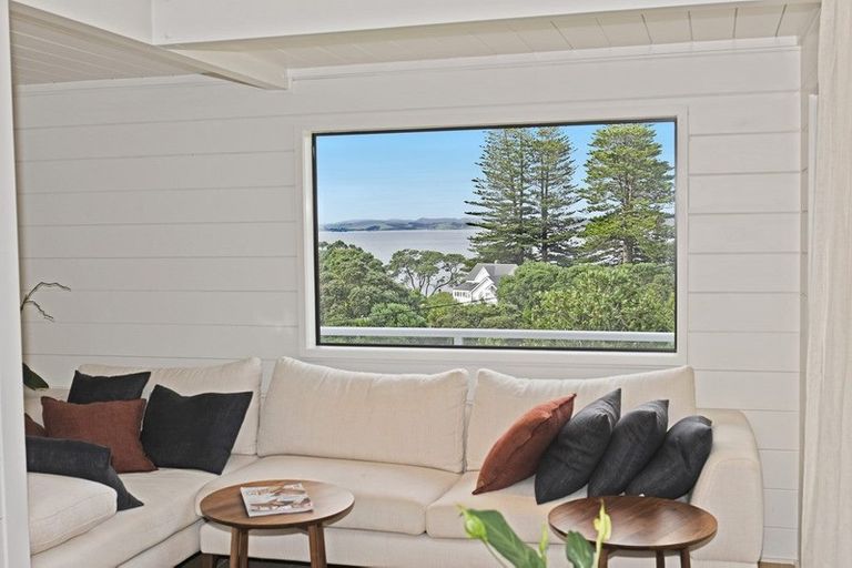 Photo of property in 47 Grand View Road, Leigh, 0985