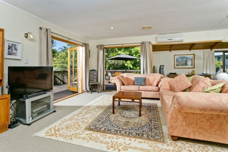 Photo of property in 1/42 Mawson Avenue, Torbay, Auckland, 0630