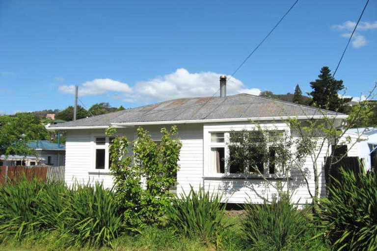 Photo of property in 71 Emano Street, Toi Toi, Nelson, 7010