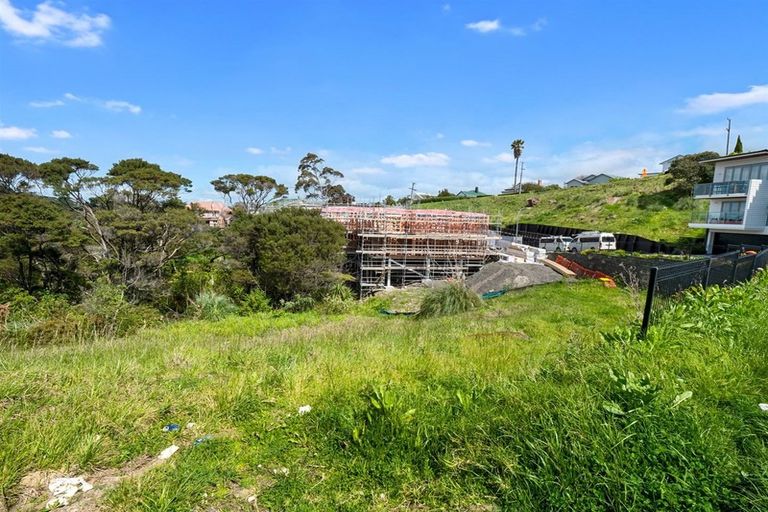 Photo of property in 10 Huka Road, Birkenhead, Auckland, 0626