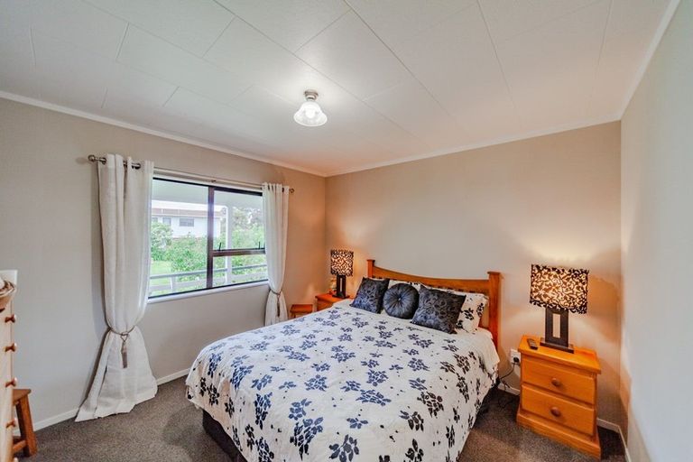 Photo of property in 10 Saint Marys Road, Waipukurau, 4200