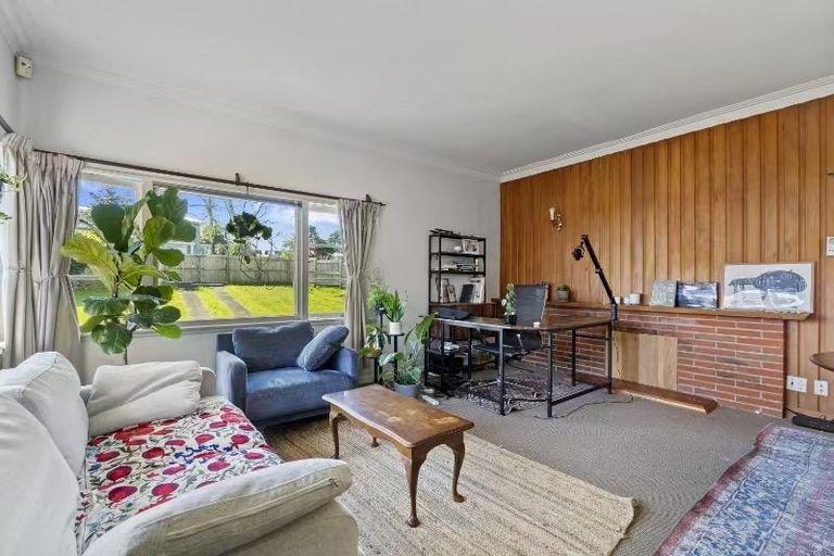 Photo of property in 4 Alloway Street, Westgate, Auckland, 0614
