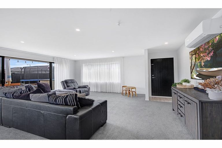 Photo of property in 5 Grasmere Close, Rangiora, 7400