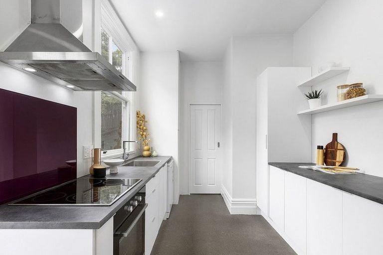 Photo of property in 79 Aro Street, Aro Valley, Wellington, 6021