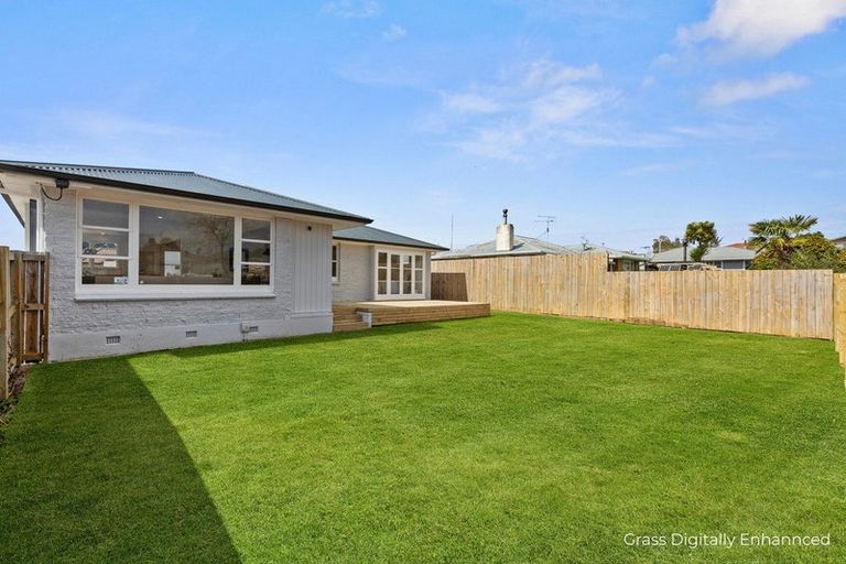 Photo of property in 8 Henderson Crescent, Parkvale, Tauranga, 3112