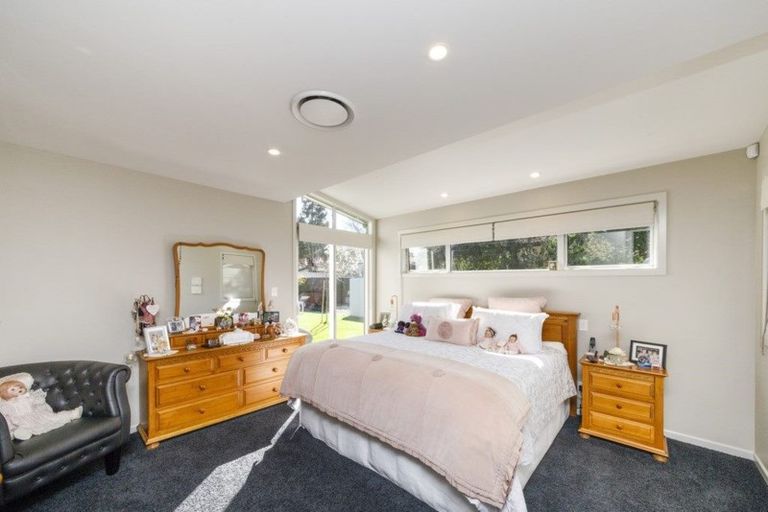 Photo of property in 3 Newmarket Lane, Awapuni, Palmerston North, 4412