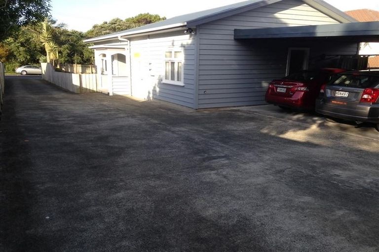 Photo of property in 67 Margan Avenue, New Lynn, Auckland, 0600