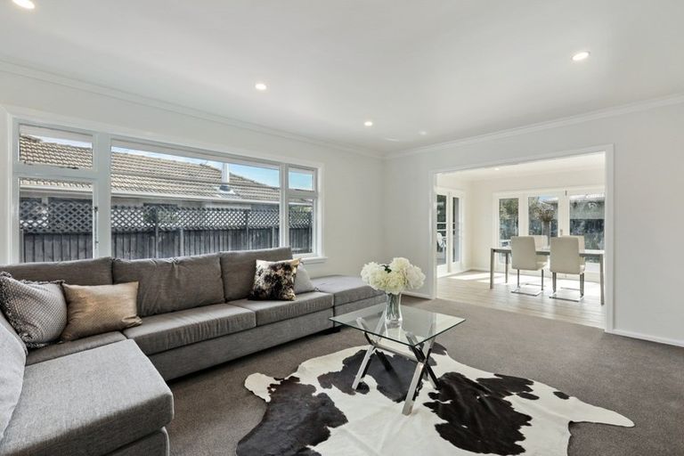 Photo of property in 117 Blighs Road, Strowan, Christchurch, 8052