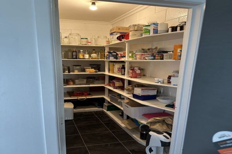 Photo of property in 1 Lantana Avenue, Bell Block, New Plymouth, 4312