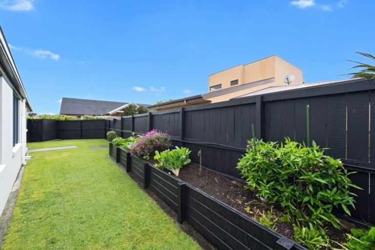 Photo of property in 14 Grasmere Court, Huntington, Hamilton, 3210