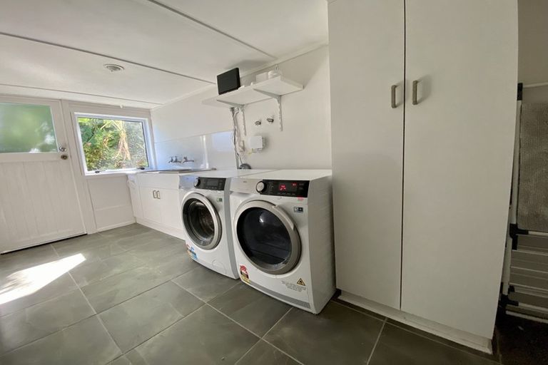 Photo of property in 35 Adams Road, Thornton Bay, Thames, 3575