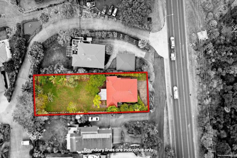 Photo of property in 122 Whangaparaoa Road, Red Beach, 0932