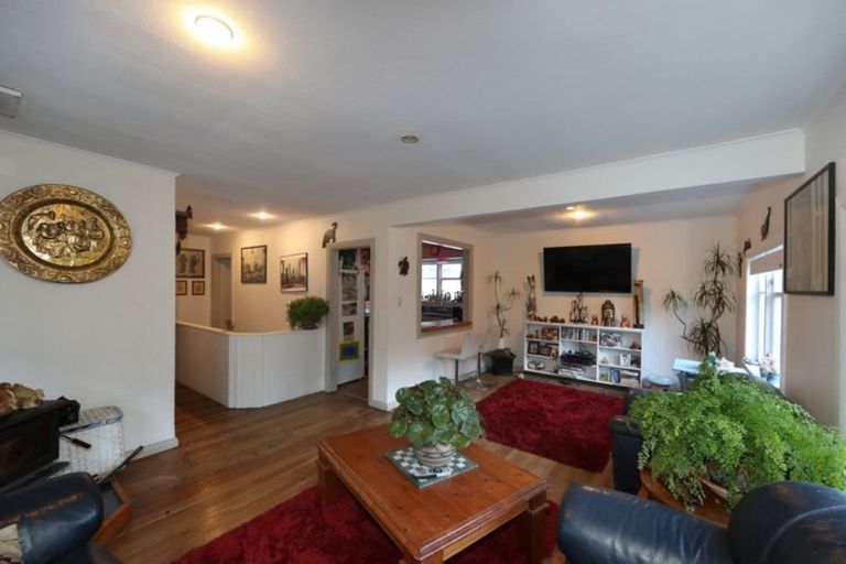 Photo of property in 47 Faraday Street, Hospital Hill, Napier, 4110