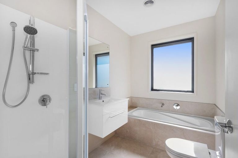 Photo of property in 12 Weaver Street, Woodend, 7691