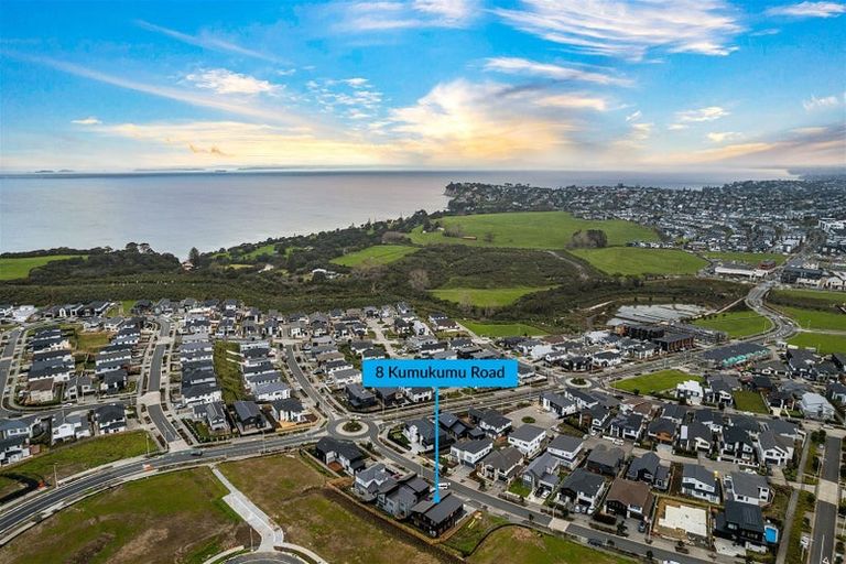 Photo of property in 8 Kumukumu Road, Long Bay, Auckland, 0630