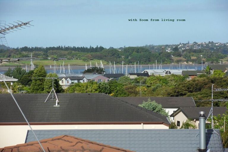 Photo of property in 51 Westpark Drive, West Harbour, Auckland, 0618
