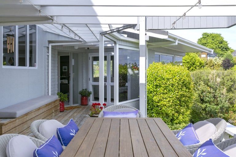 Photo of property in 26 Tremaine Avenue, Two Mile Bay, Taupo, 3330