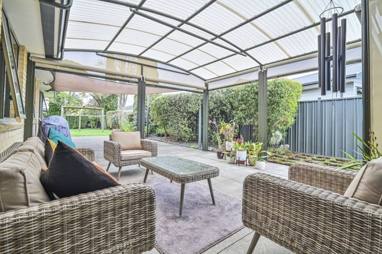 Photo of property in 95 Ferry Road, Clive, 4102