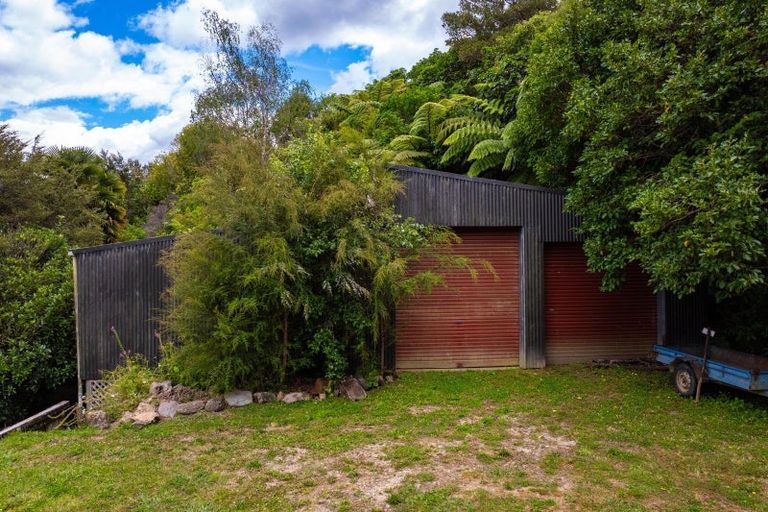 Photo of property in 257 Queen Charlotte Drive, Havelock, 7281