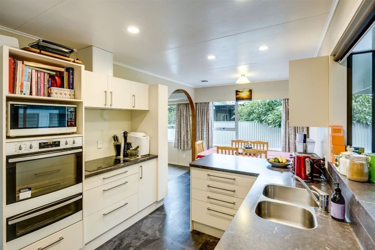 Photo of property in 29 Lyttelton Crescent, Tamatea, Napier, 4112