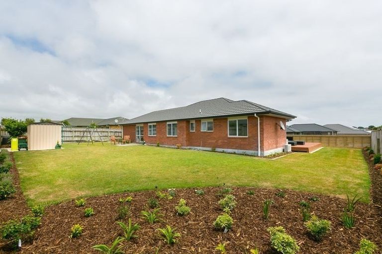 Photo of property in 15 Jules Crescent, Bell Block, New Plymouth, 4312