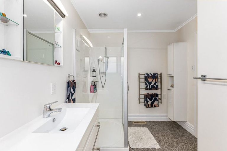 Photo of property in 69 Herald Street, Berhampore, Wellington, 6023