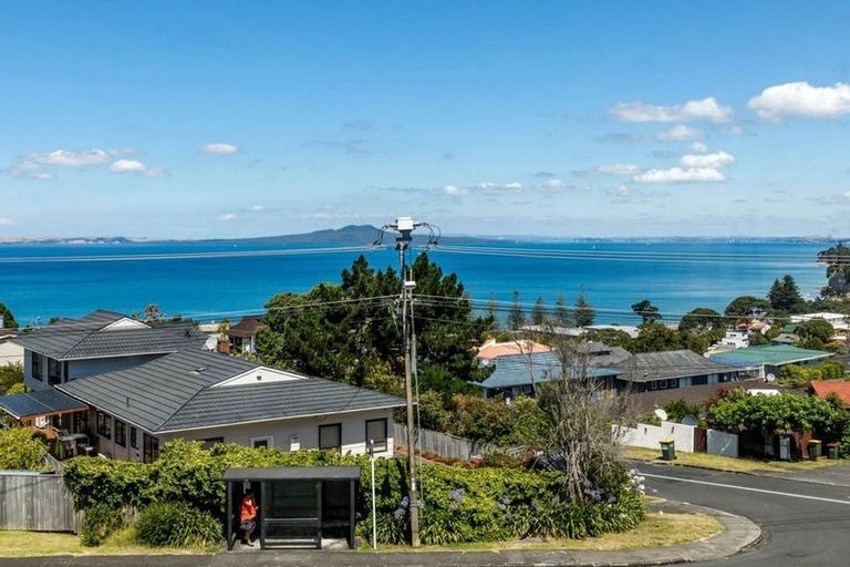Photo of property in 2a Mizpah Road, Torbay, Auckland, 0630