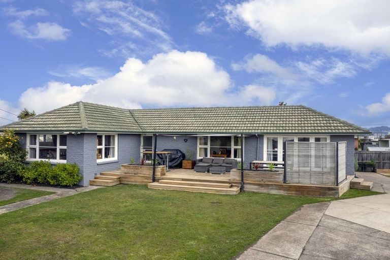 Photo of property in 9 Adrian Place, Shirley, Christchurch, 8061