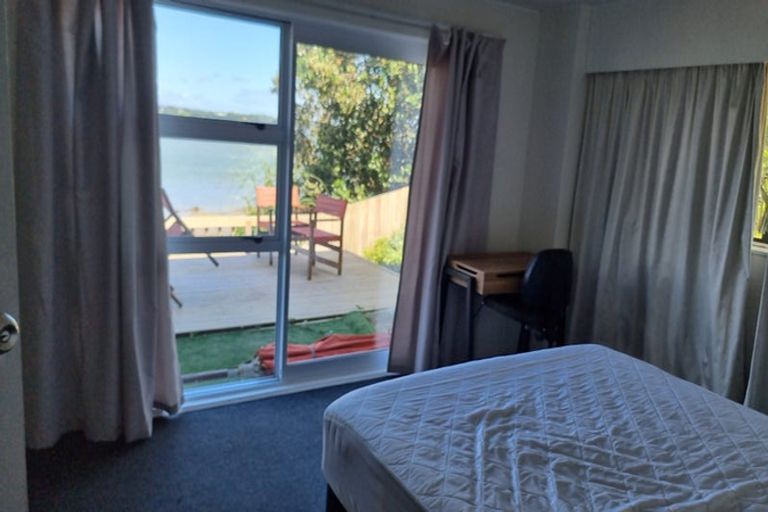 Photo of property in 8 Lawson Way, Weymouth, Auckland, 2103