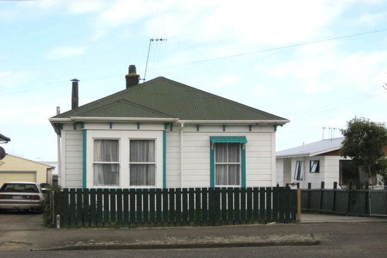 Photo of property in 139 Cambridge Street, Levin, 5510