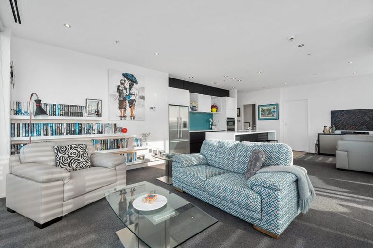 Photo of property in Sentinel Apartments, 801/3 Northcroft Street, Takapuna, Auckland, 0622