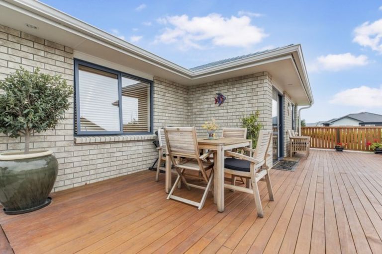 Photo of property in 21 Discovery Drive, Gulf Harbour, Whangaparaoa, 0930