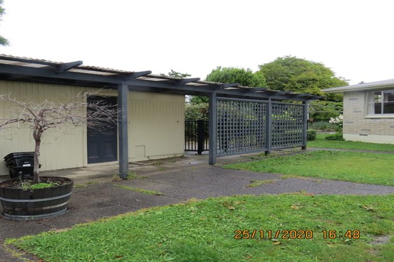 Photo of property in 25 Breadalbane Road, Havelock North, 4130