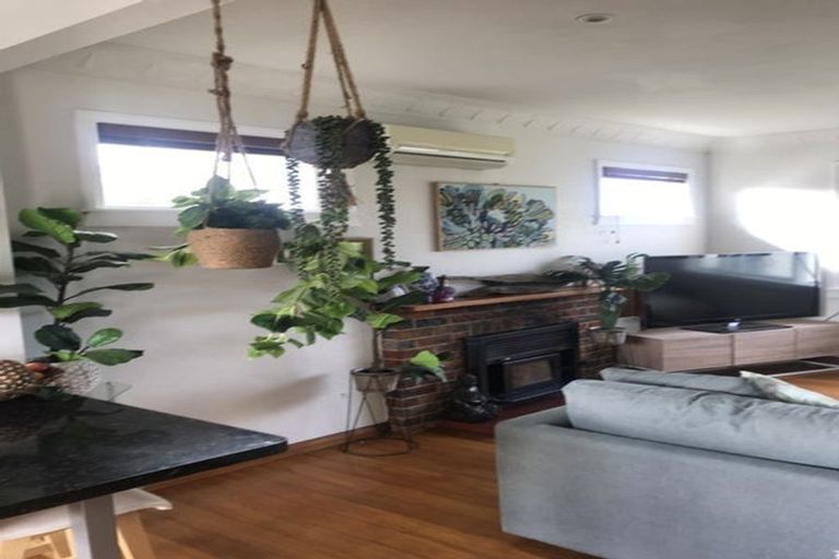 Photo of property in 14 Hinton Road, Taradale, Napier, 4112